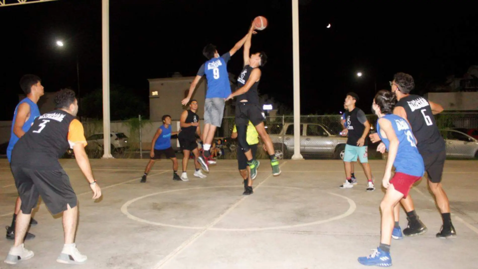 Basquet       (Cortesía Streetball)